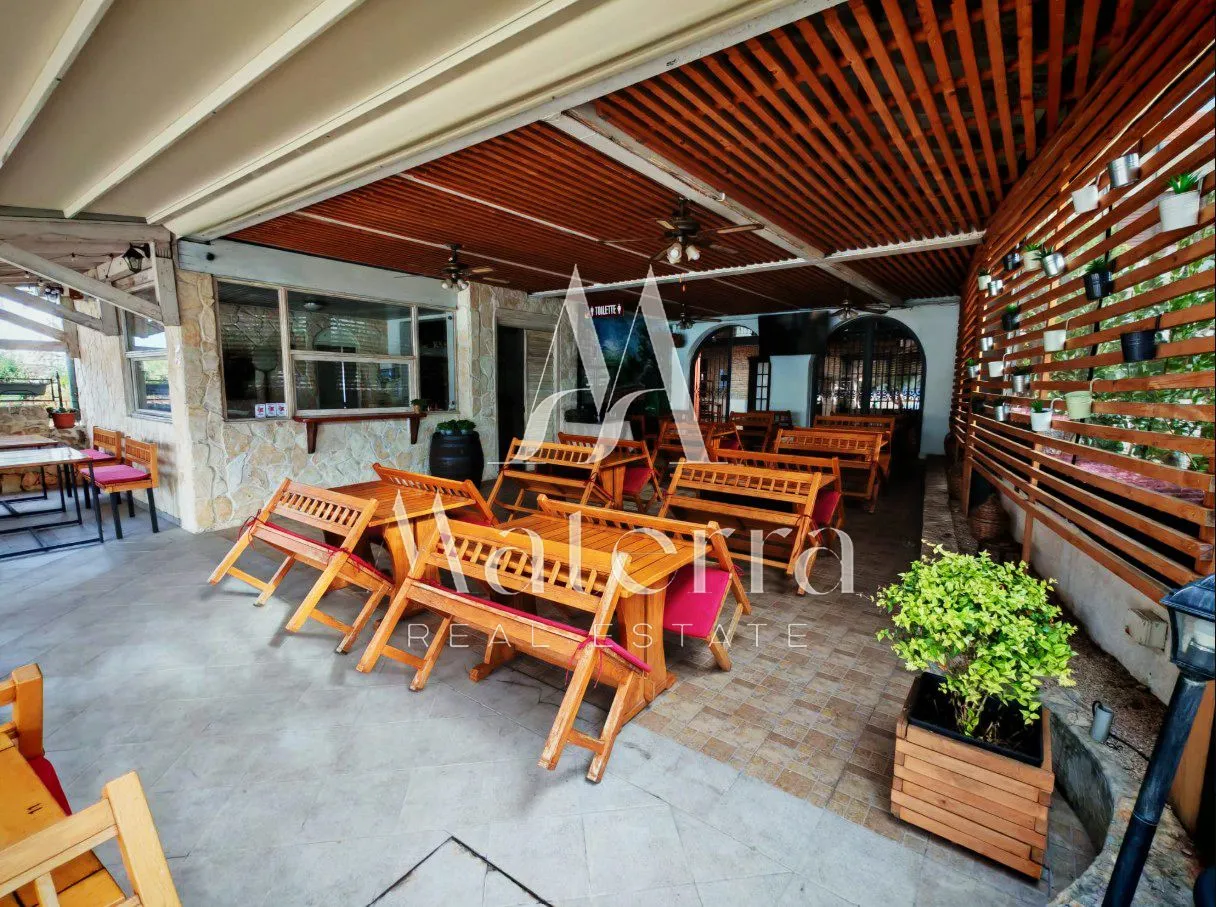 srima - uhodan restoran p =554 m² - slika 1