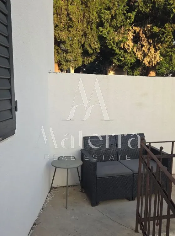 šibenik- renovirana kuća p=62 m² - slika 6