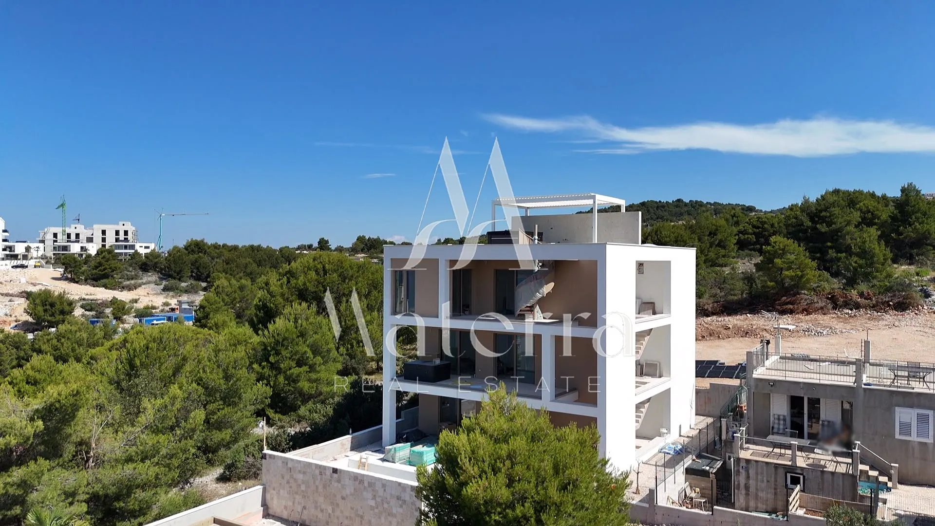 primoštena - vila, bazen, veliki vrt, jacuzzi - slika 1