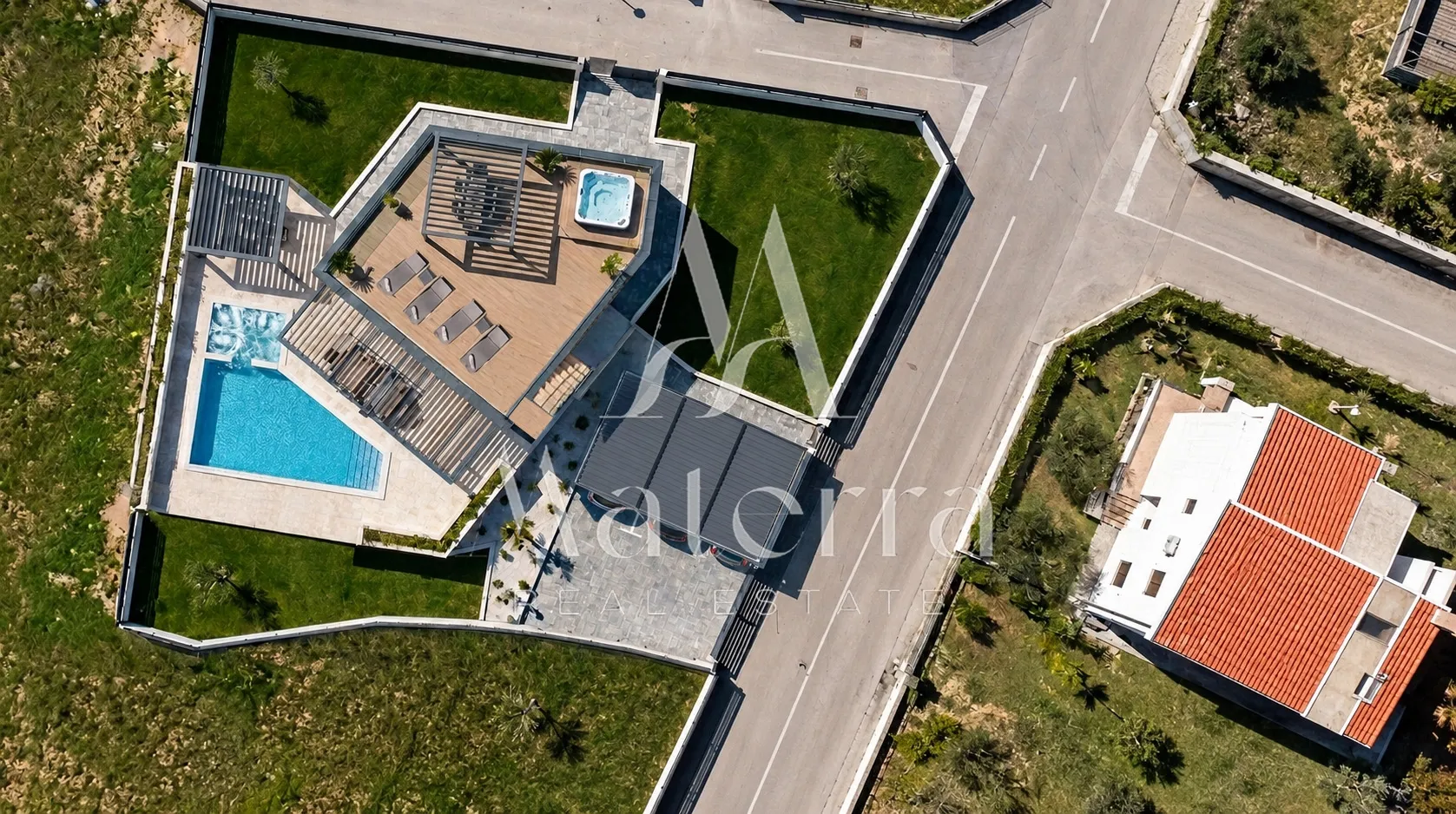 rogoznica - vila sa bazenom, novogradnja - slika 5