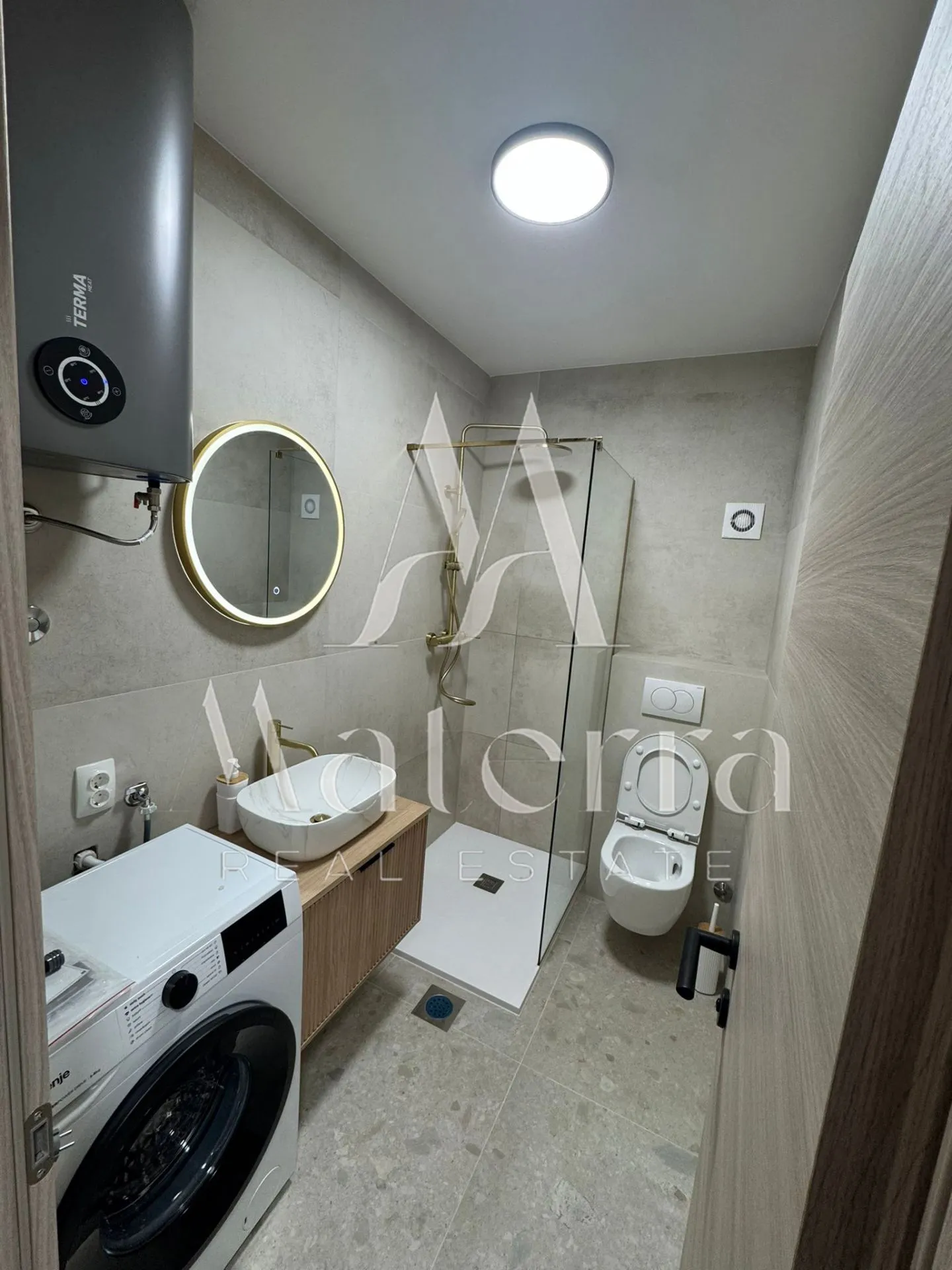 rogoznica - moderno uređeni jednosobni stan p = 50 m2 - slika 17