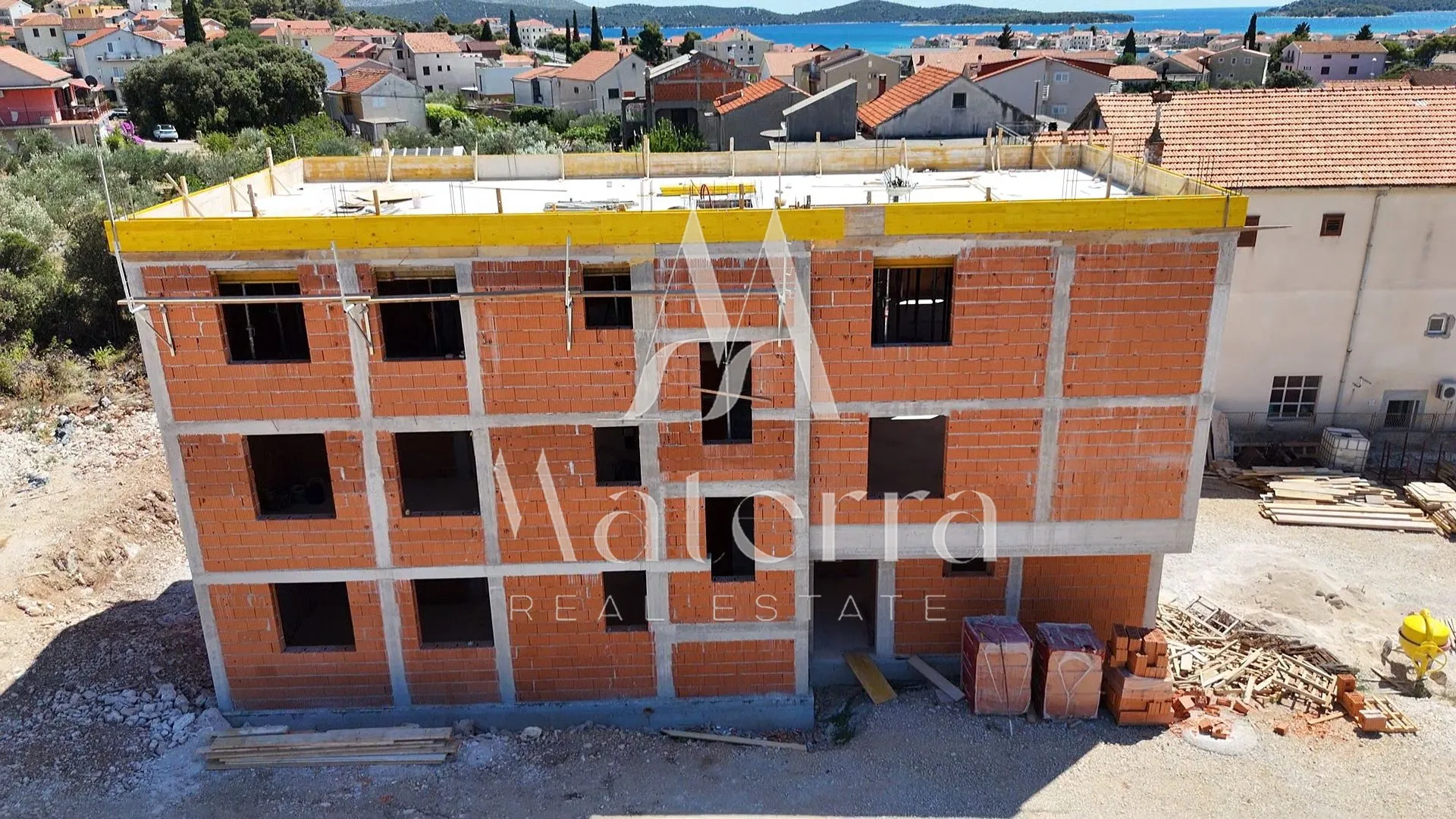 brodarica - 2-sobni stan, drugi kat, 300 m od mora, s4 - slika 8