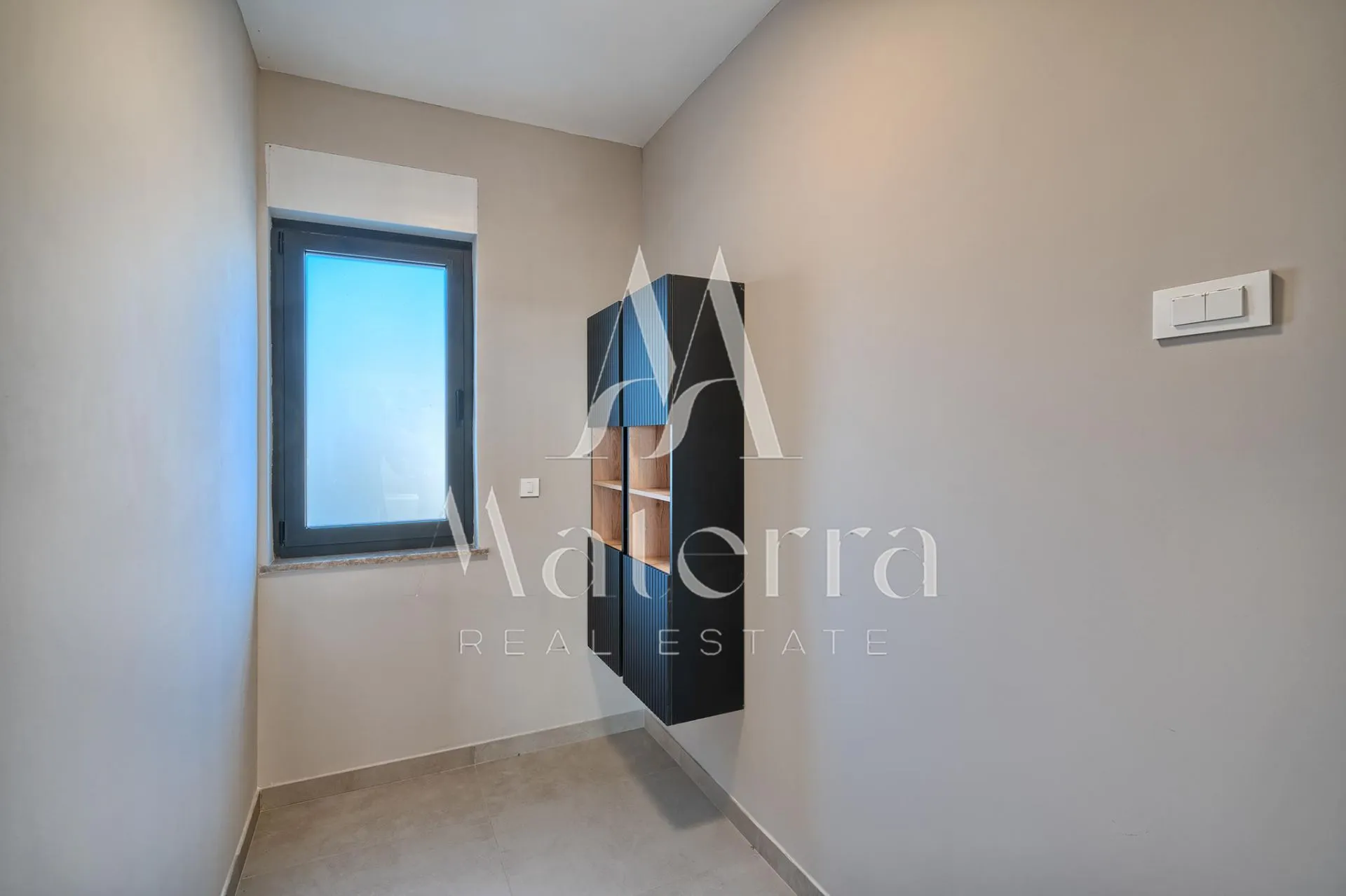 luksuzna vila s pogledom na more – primošten - slika 26
