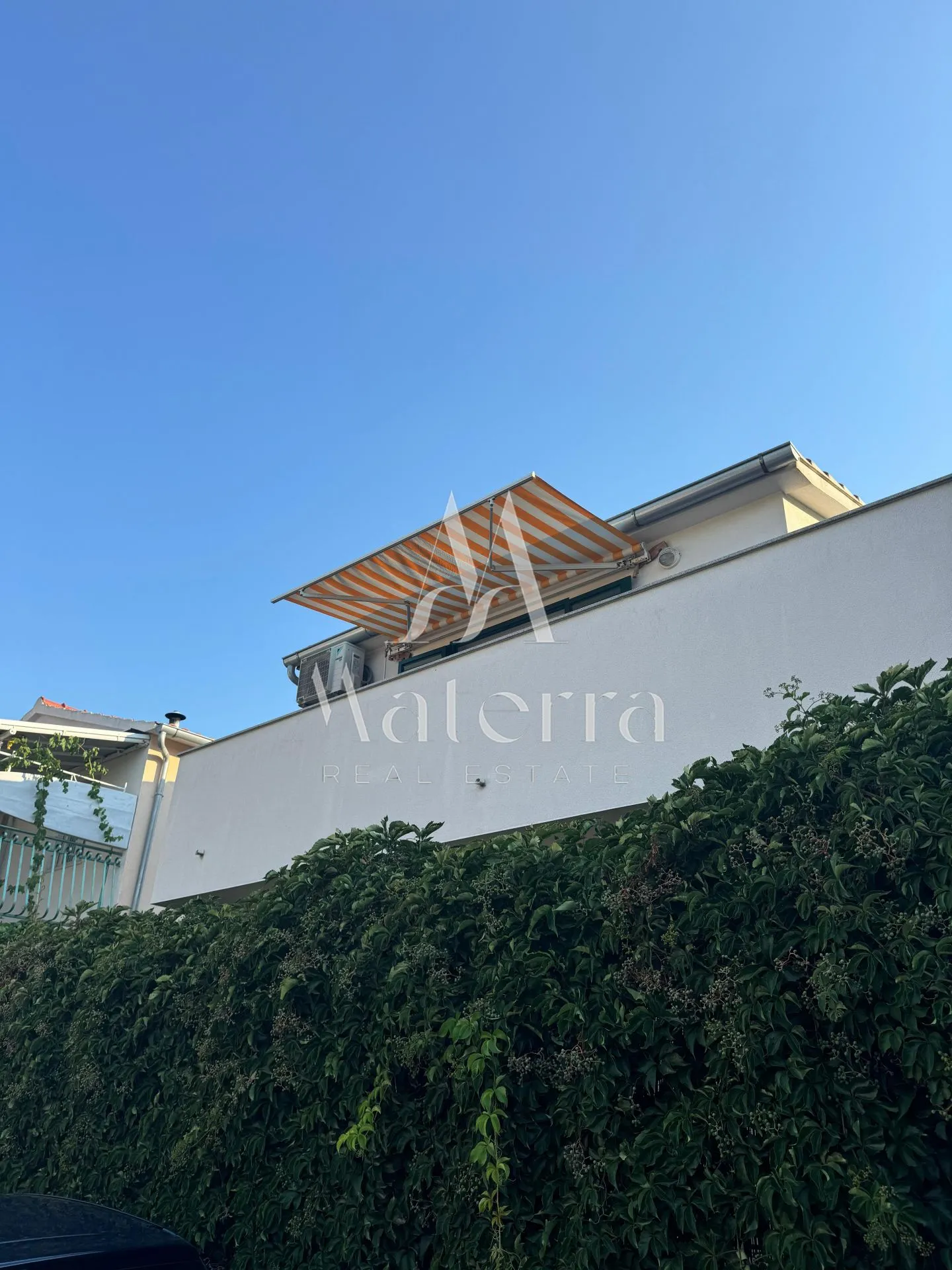 jadrija - vikendica sa 2 stana, p=71 m² - slika 2