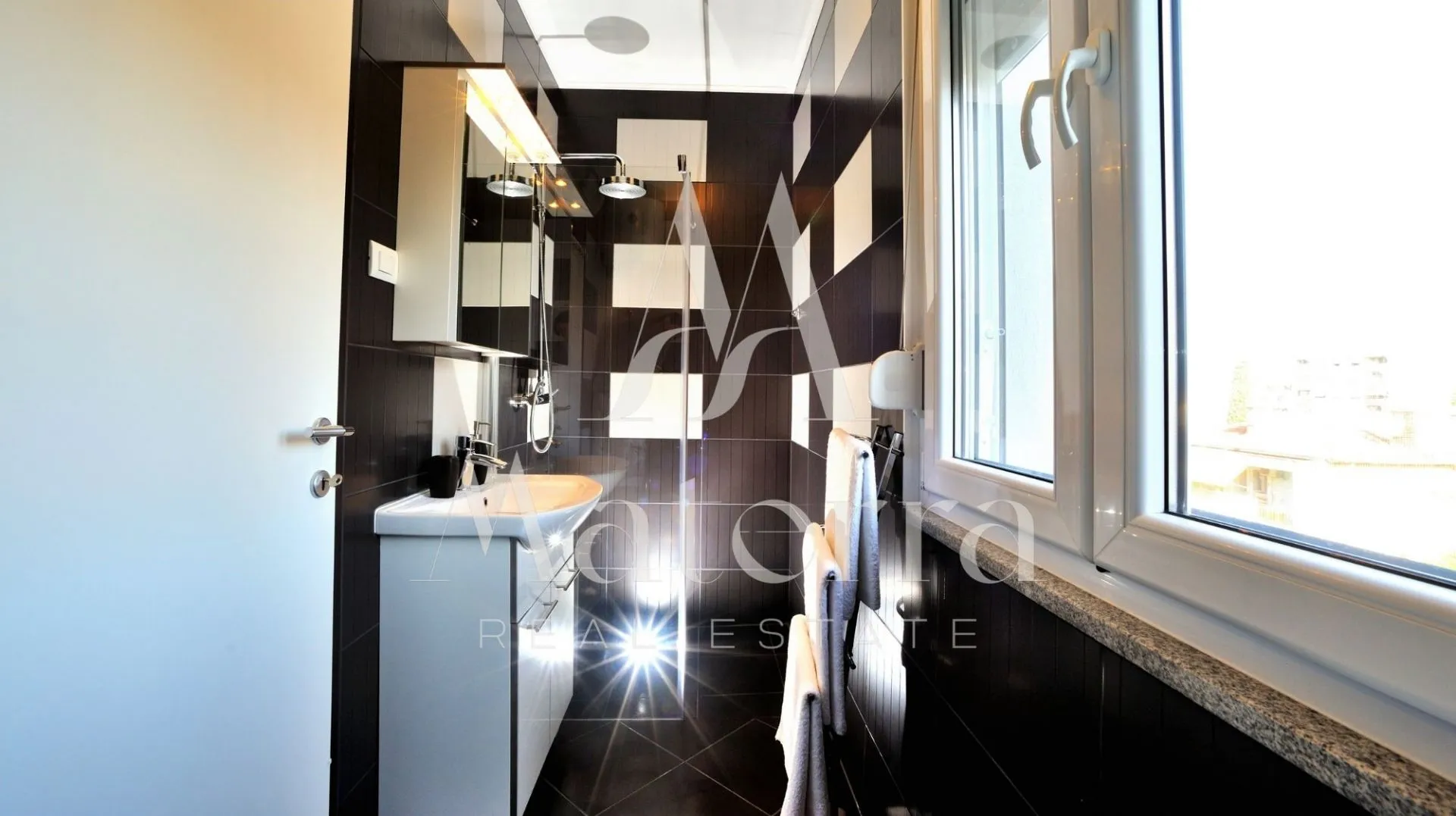 split/centar, penthouse sa krovnom terasom, dugoročno - slika 11