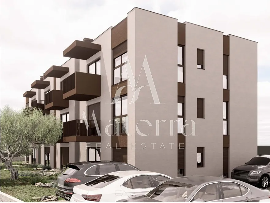 vodice - 2-sobni stan, dva parking mjesta, prvi kat, s6 - slika 5