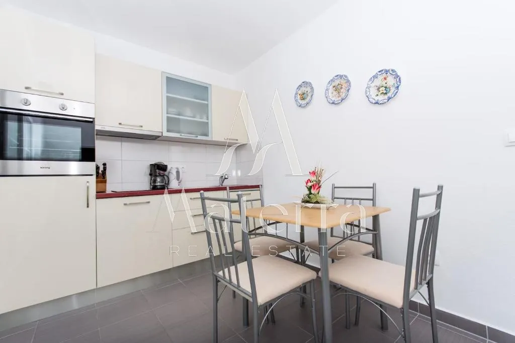 okrug gornji - apartmanska kuća - slika 21