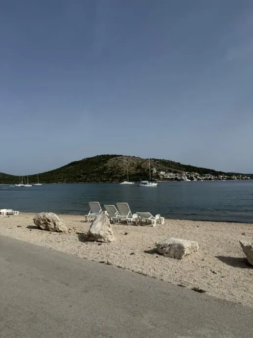 građevinsko zemljište 1115m2 sa pogledom na more, 30m od plaže - slika 4