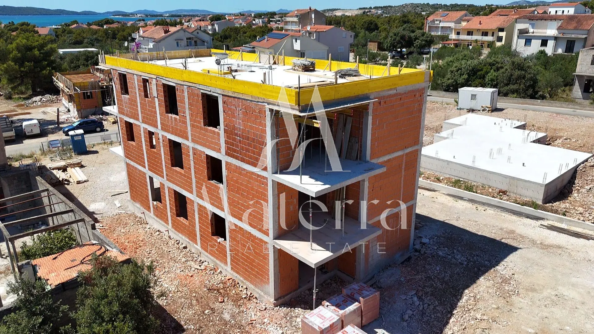 brodarica - 2-sobni stan, drugi kat, 300 m od mora, s4 - slika 10