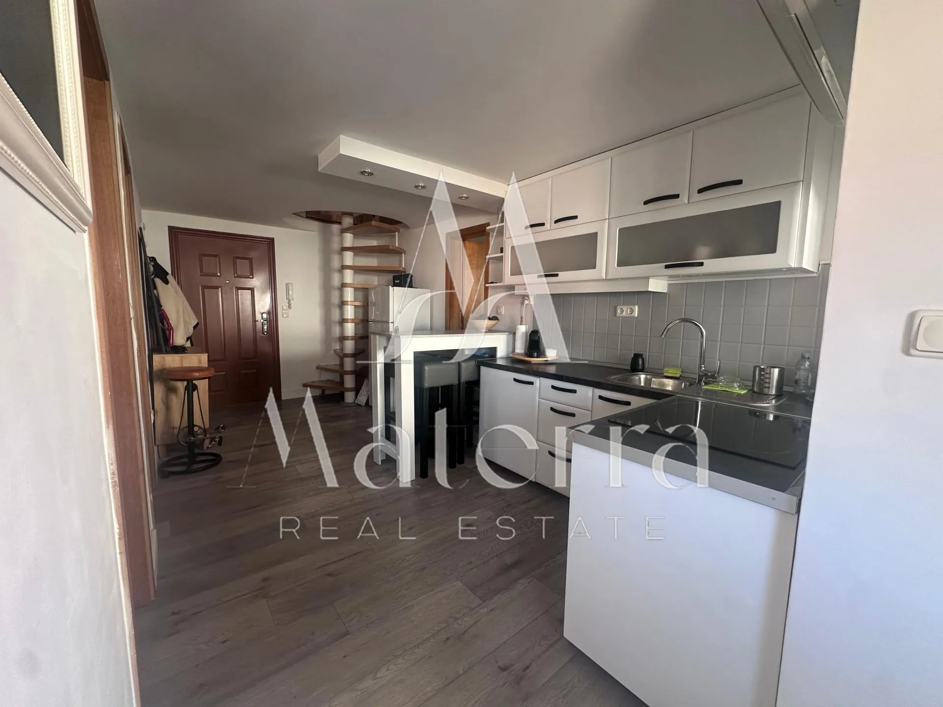 srima - dvosobni stan, prvi red do mora p =72.18 m2 - slika 2