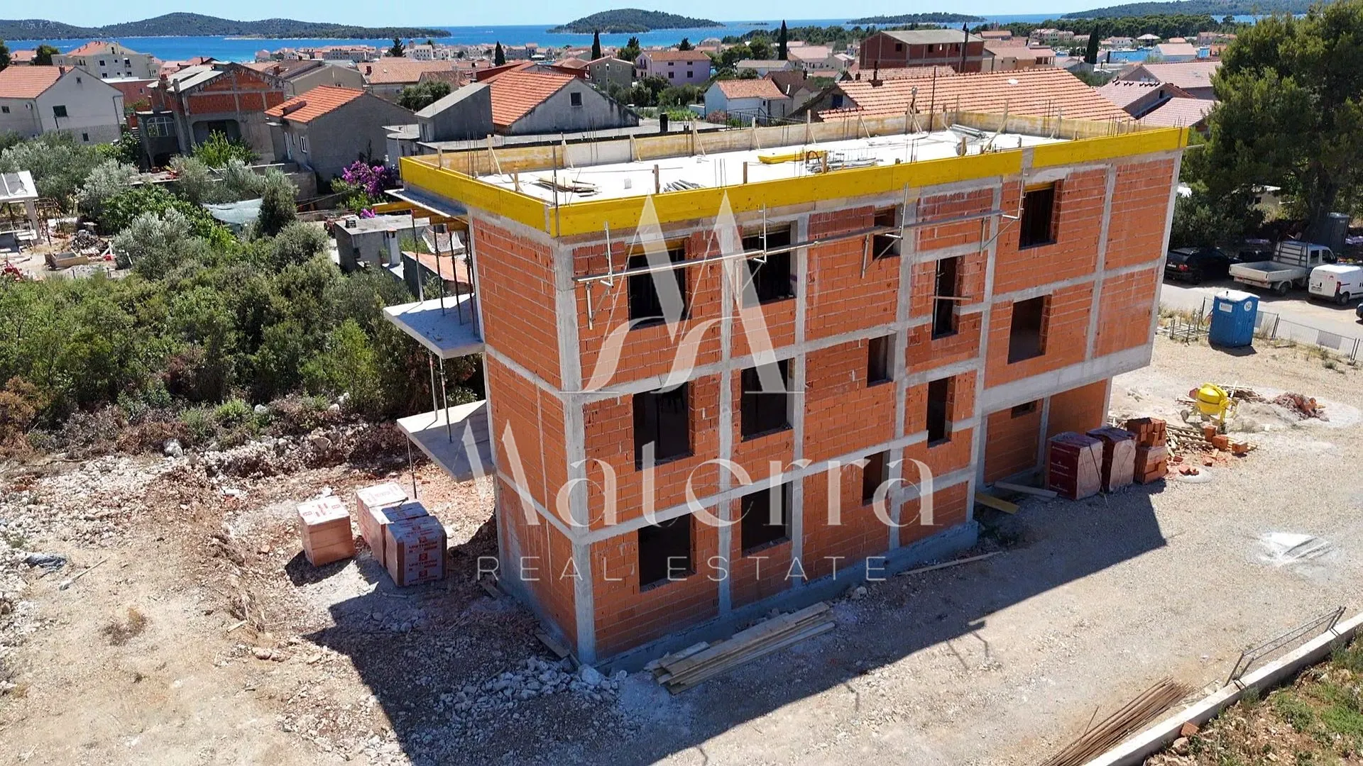 brodarica - 2-sobni stan, drugi kat, 300 m od mora, s4 - slika 9