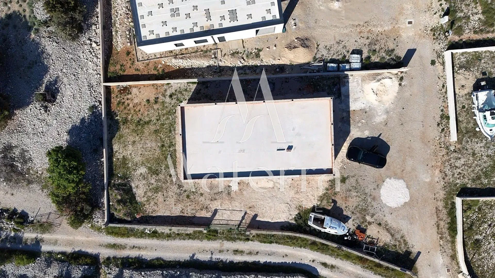 bogdanovići- roh bau kuća, posjeduje dozvole, p= 128.97 m2 - slika 5