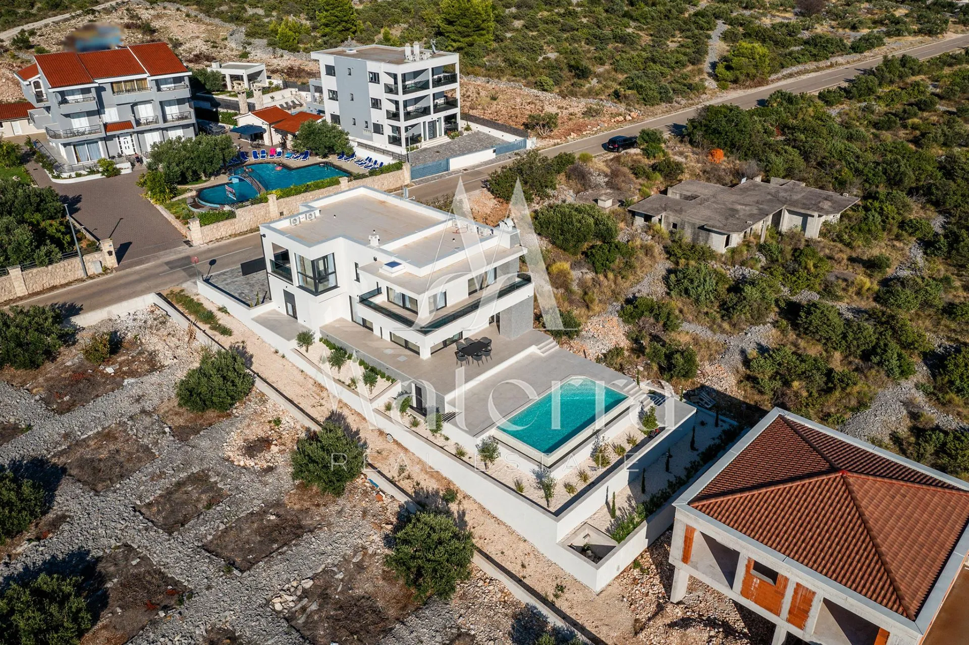luksuzna vila s pogledom na more – primošten - slika 2