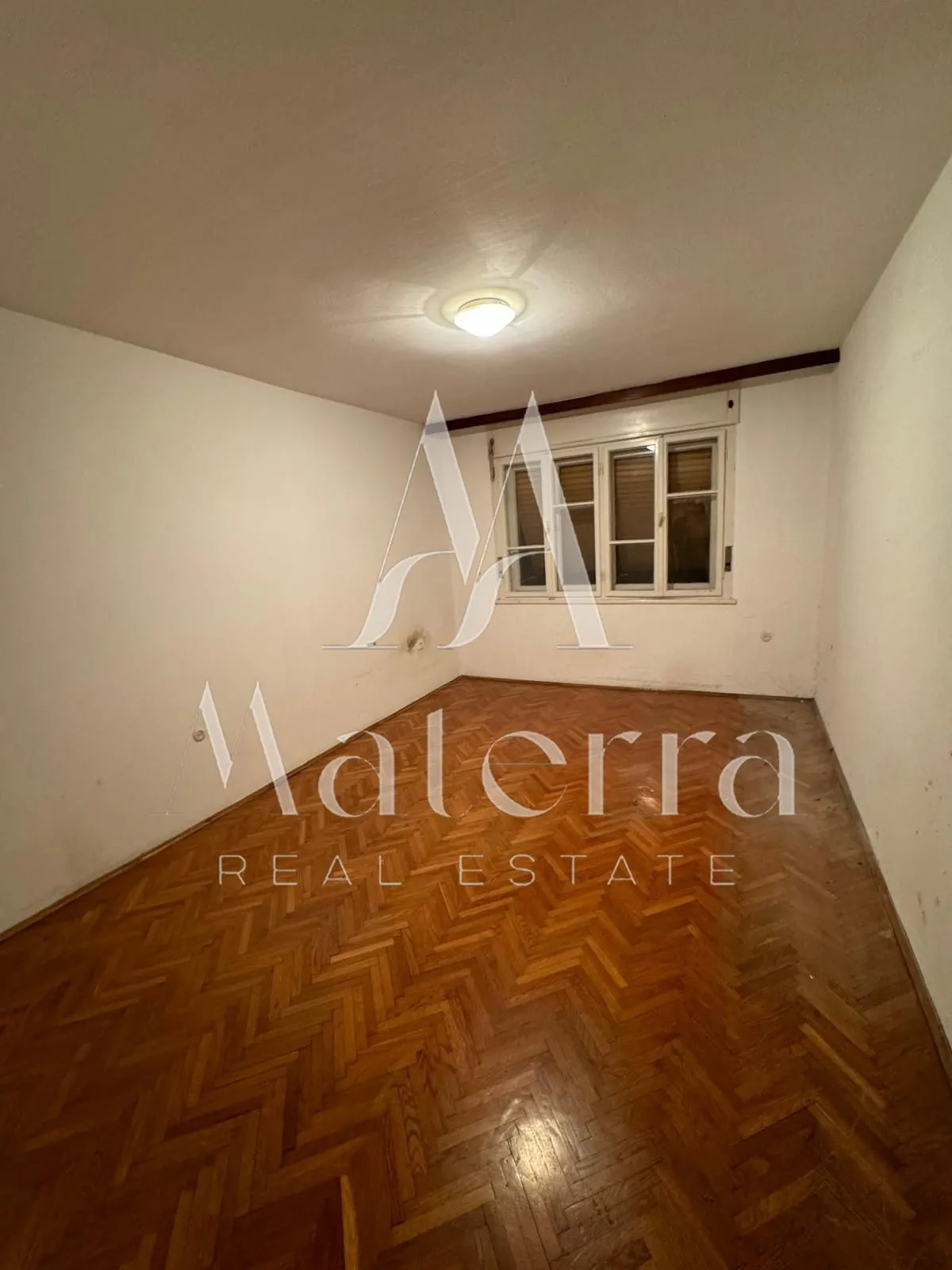 Centar - Šibenik, Poslovni Prostor P=63.88 M2