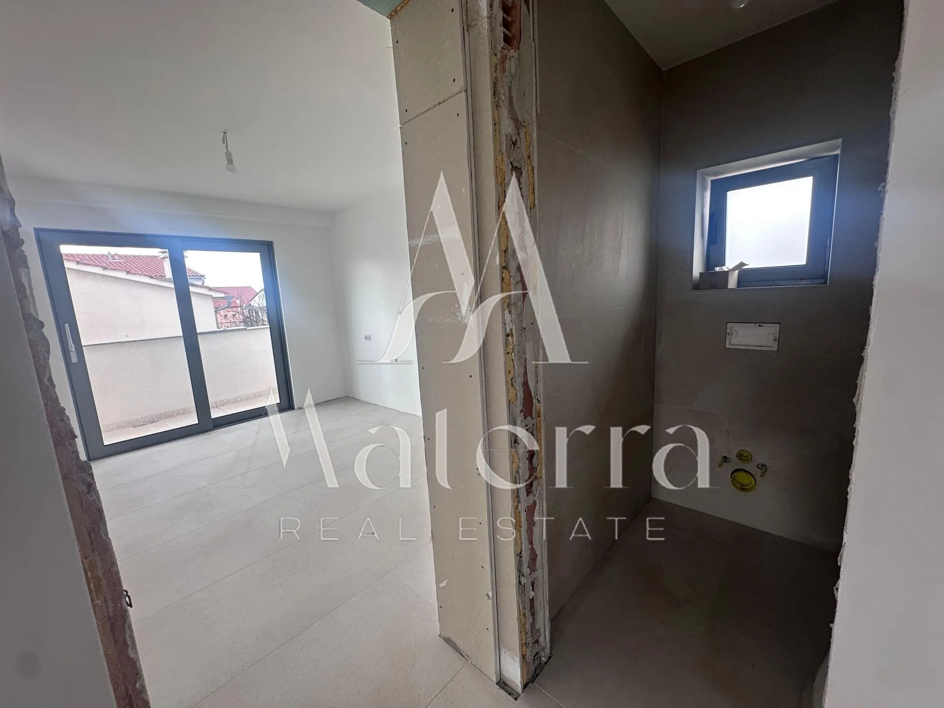 vodice - novogradnja, trosoban stan, s2, p = 121.59 m2 - slika 9