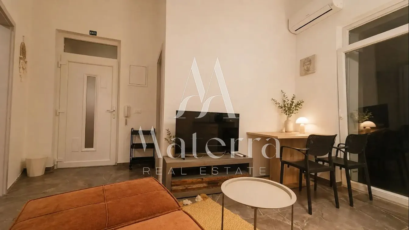 šibenik- renovirana kuća p=62 m² - slika 19