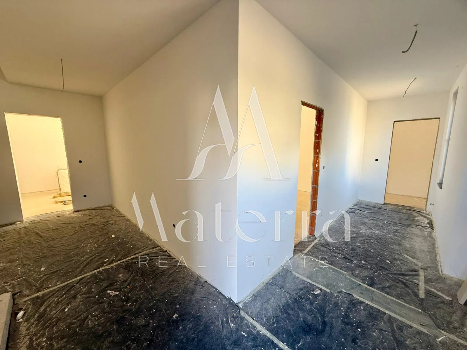 prilika!, vila sa bazenom i pogledom na primošten p = 243,21 m2 - slika 15