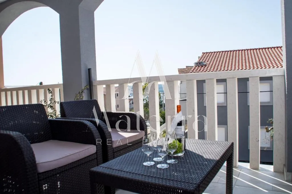 okrug gornji - apartmanska kuća - slika 27
