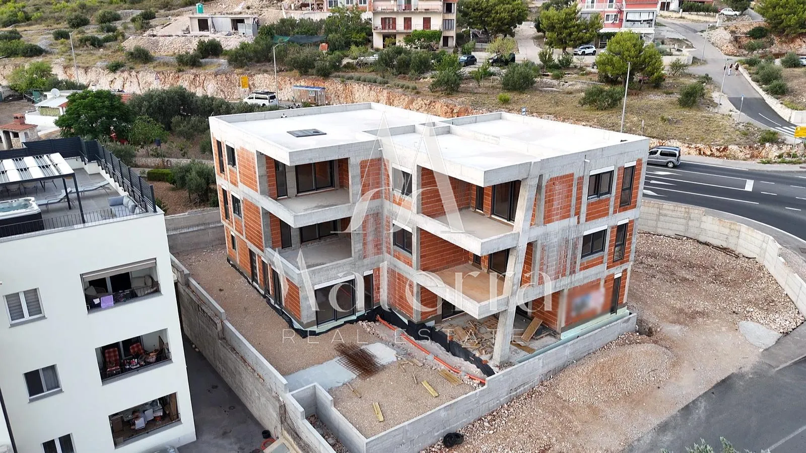 žaborić - 1-sobni apartman, prizemlje, veliko dvorište, p1 - slika 4