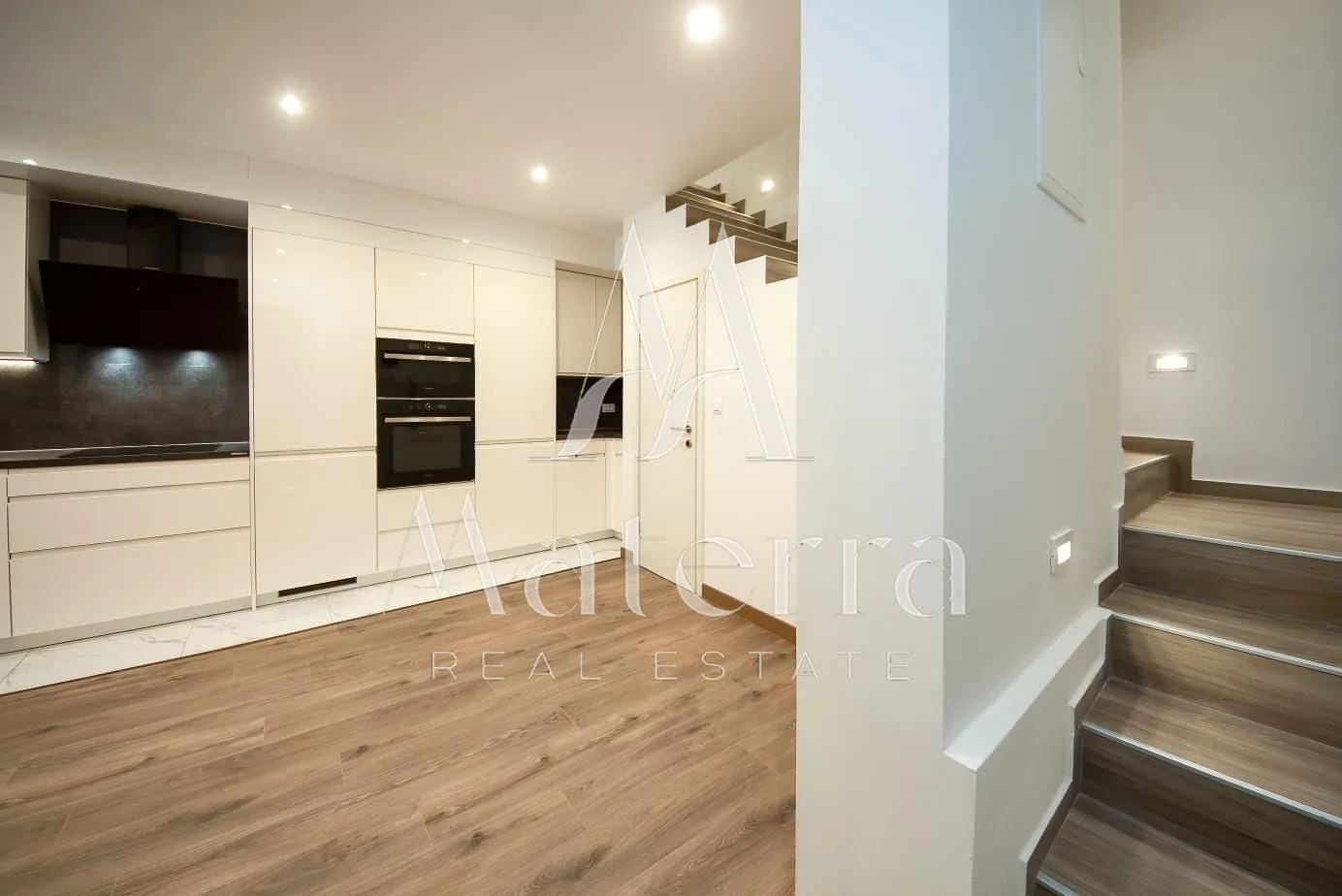 šibenik - renovirana kamena kuća, p = 120 m2 - slika 17