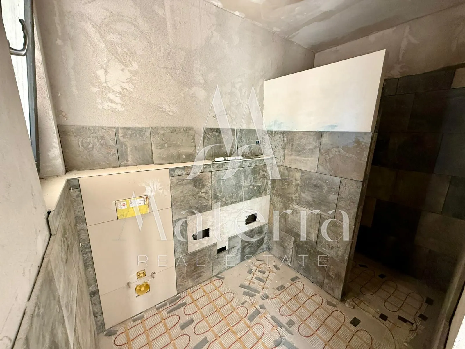 prilika!, vila sa bazenom i pogledom na primošten p = 243,21 m2 - slika 22