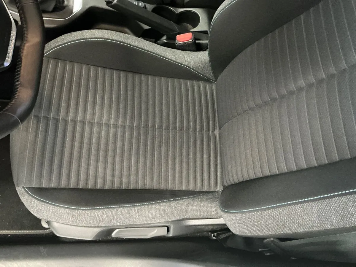 peugeot 208, 1,2 puretech, style, ekstra stanje, u dolasku - slika 13