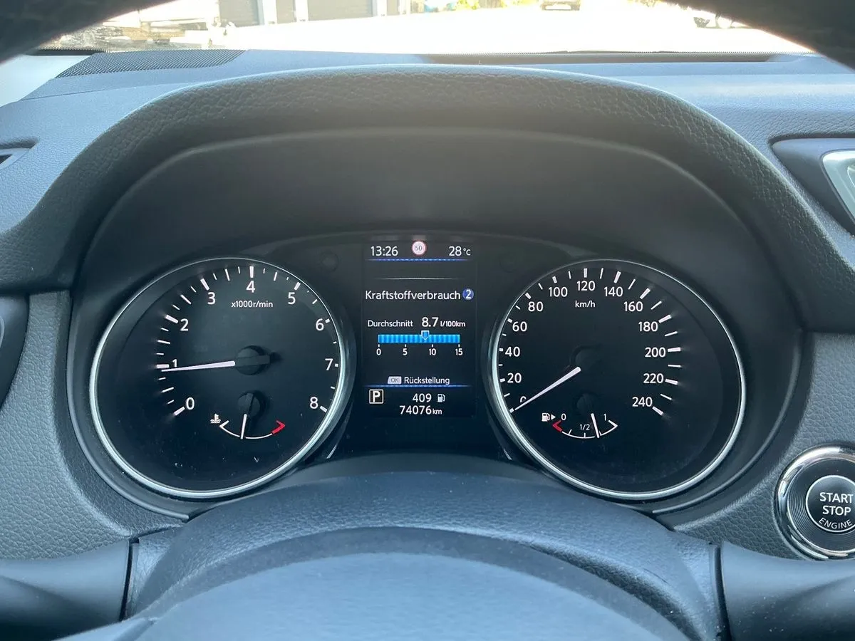 nissan qashqai 1,3 dig-t, tekna, automatik,panorama, ekstra, u dolasku - slika 16