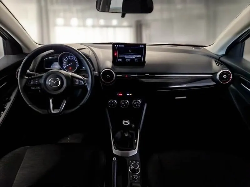 mazda 2 1.5 skyactiv-g homura, parking senzori, kamera, 4xgarancija!!! - slika 6