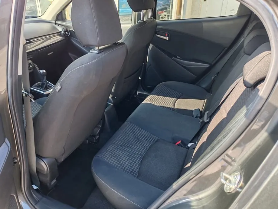 mazda 2 g75 - slika 12