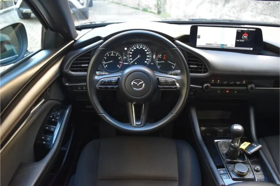 mazda 3 2.0 e-skyactiv g prime-line -kamera,dab,head-up display - slika 10