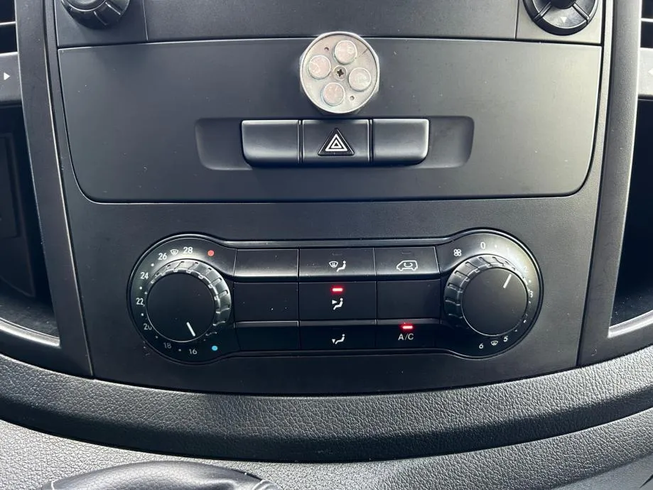 mercedes benz vito 109 cdi - 2019 - klima - 120.000km - odličan - slika 18