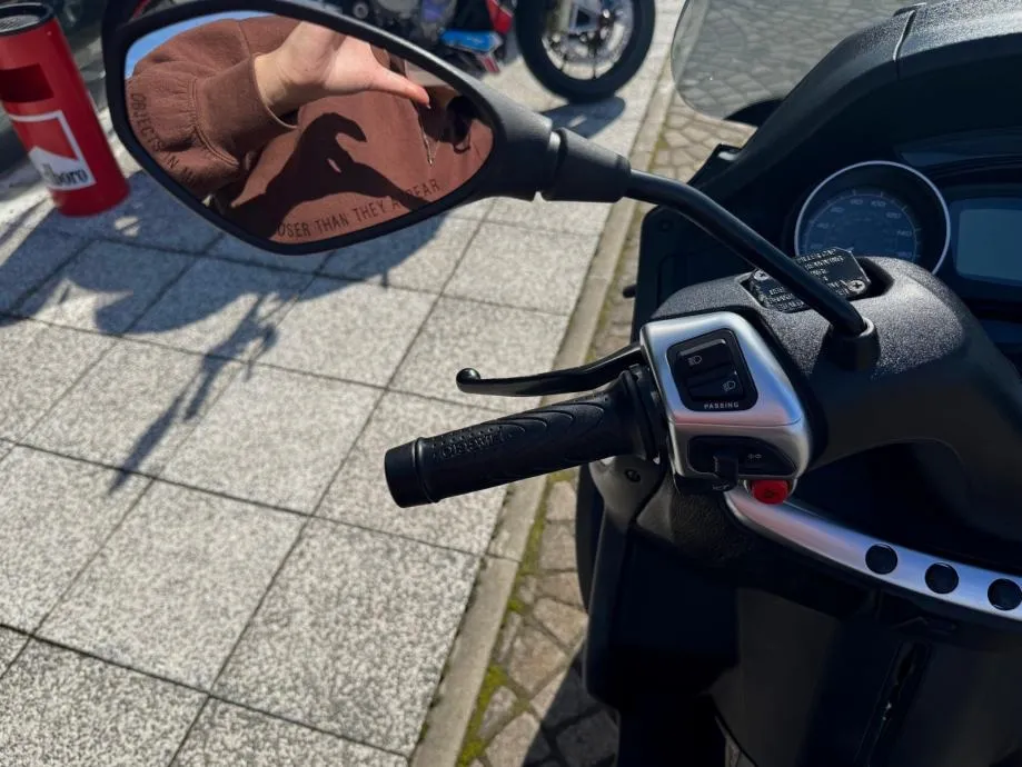 piaggio mp3 500 lt sport abs tcs,b kategorija, 2017 god. - slika 18