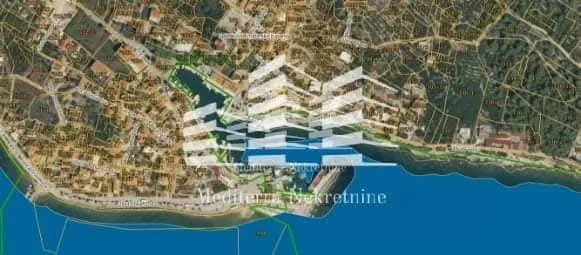 sniženo - kamena kuća sućuraj 110 m2, + građ. 200m2, + polj. 800m2 - slika 6
