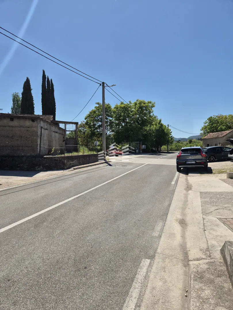 kuća za renoviranje površine 146m2, 450m2 okućnice, staševica - slika 2