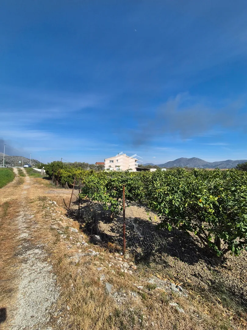 građevinsko zemljište u opuzenu, 720m2 - slika 6