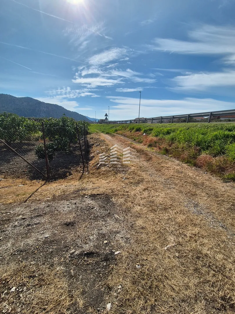 građevinsko zemljište u opuzenu, 720m2 - slika 9