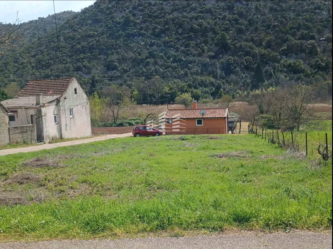 građevinsko zemljište u desnama, 513m2 - slika 8