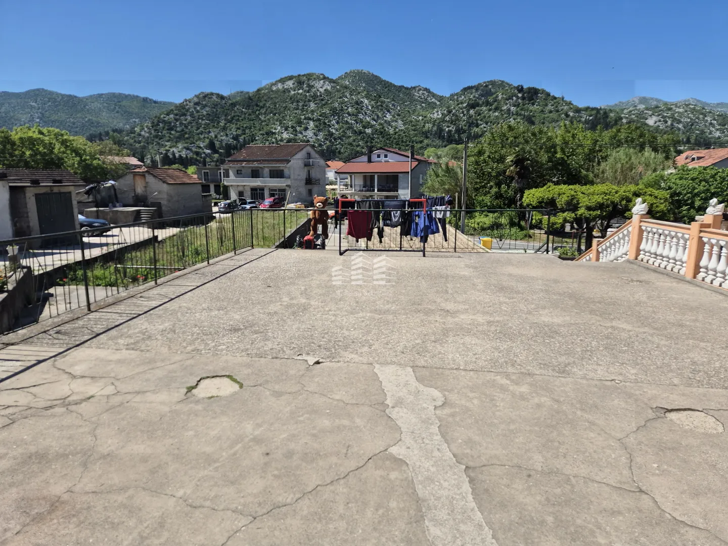 kuća za renoviranje površine 146m2, 450m2 okućnice, staševica - slika 16