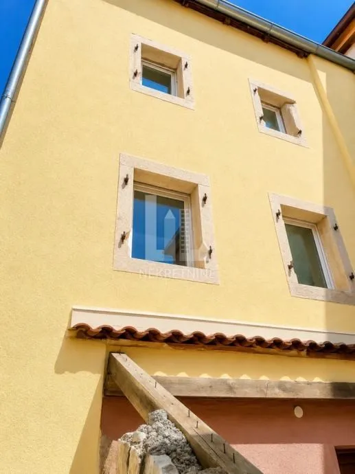 medulin, centar– obnovljena kamena kuća u staroj jezgri (prodaja) - slika 4