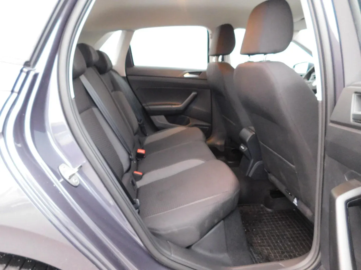 10038 volkswagen polo 1.0 tsi life - slika 12