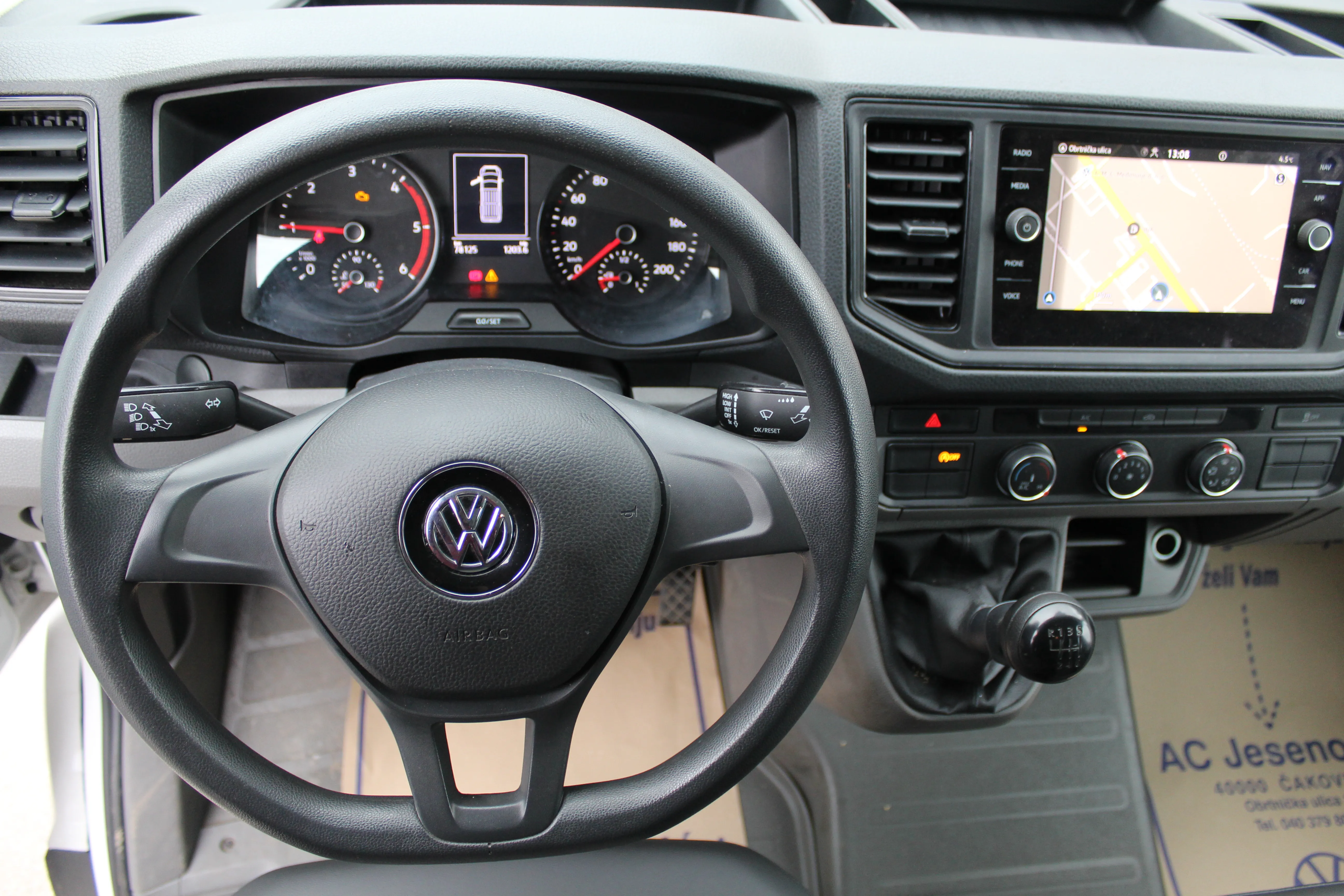 13097 vw crafter 35 dupla kabina - slika 8