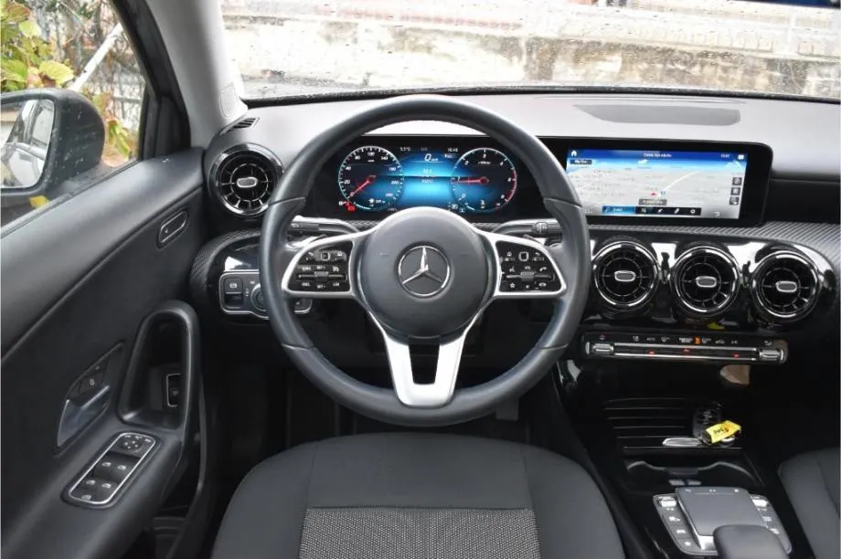 mercedes a klasa limuzina 180d automatik,panorama, widescreen -style - slika 10