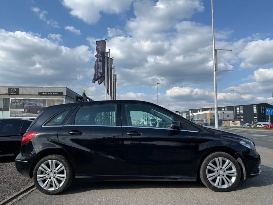 mercedes b180cdi automatik °nije uvoz°prvi vlasnik°reg:12/2026° - slika 5