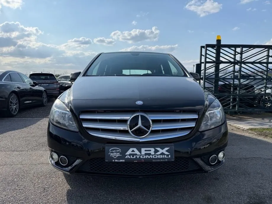mercedes b180cdi automatik °nije uvoz°prvi vlasnik°reg:12/2026° - slika 2