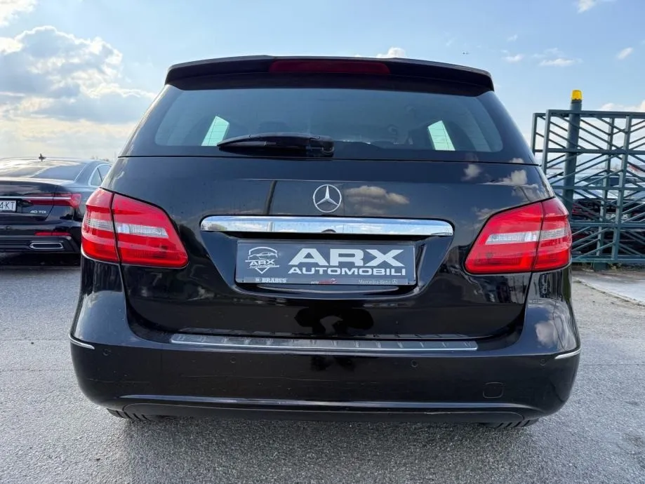 mercedes b180cdi automatik °nije uvoz°prvi vlasnik°reg:12/2026° - slika 7