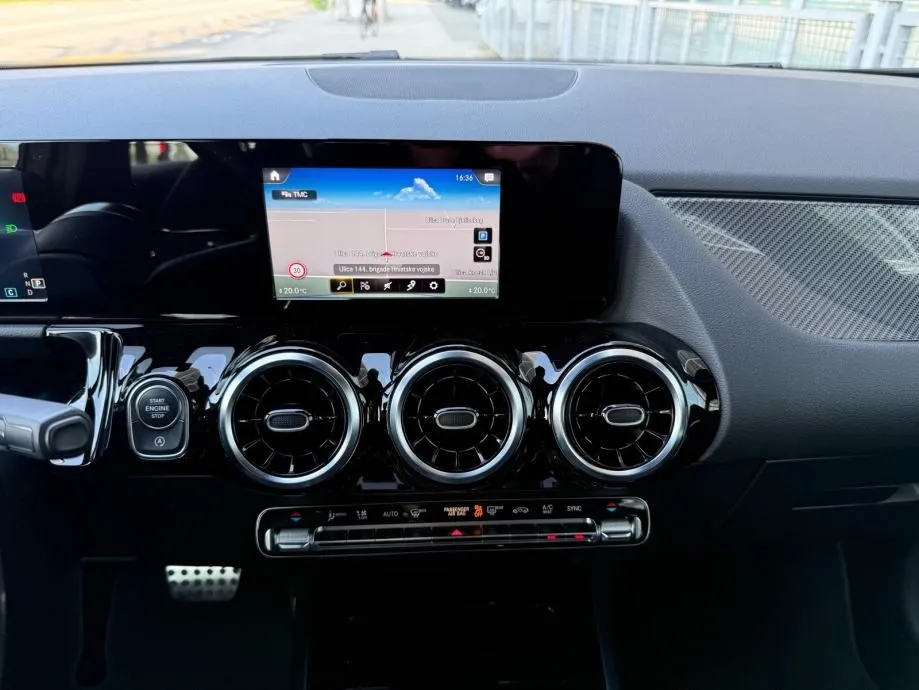 mercedes b200d automatik amg °navi°alcantara°leasing bez učešća° - slika 14