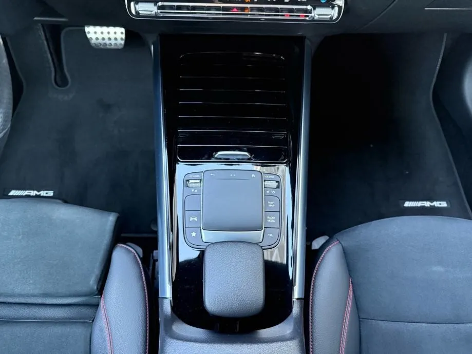 mercedes b200d automatik amg °navi°alcantara°leasing bez učešća° - slika 15