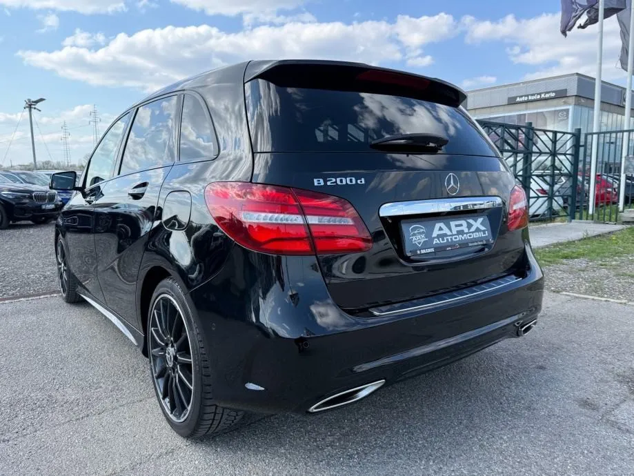 mercedes b200d automatik amg °navi°kamera°panorama°alcantara°nije uvoz - slika 8