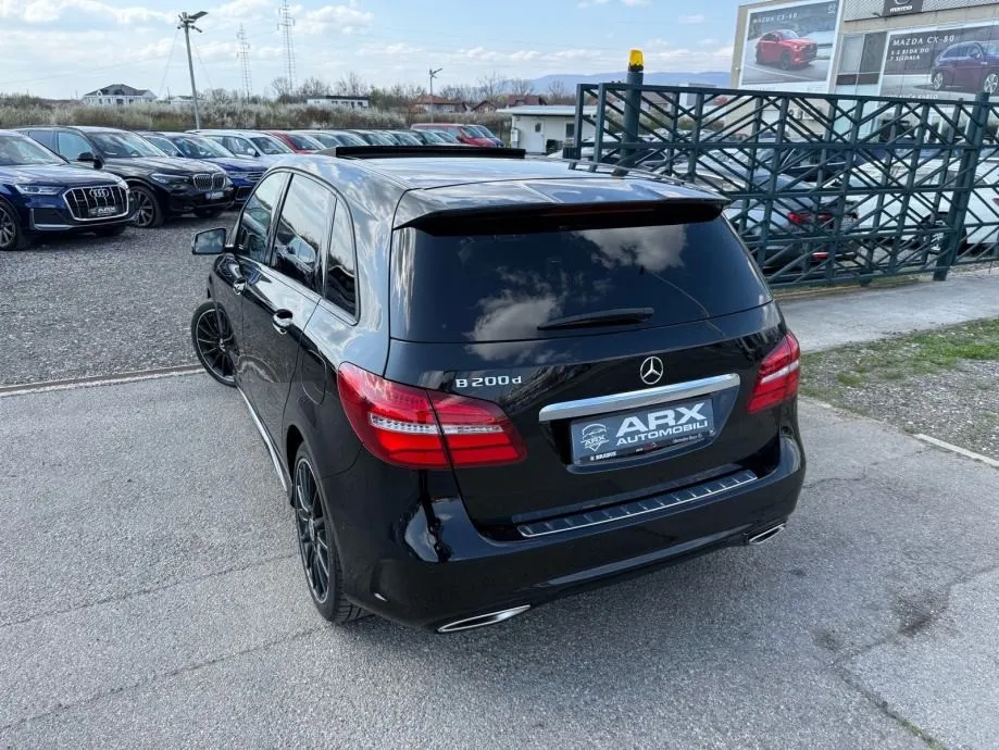 mercedes b200d automatik amg °navi°kamera°panorama°alcantara°nije uvoz - slika 10