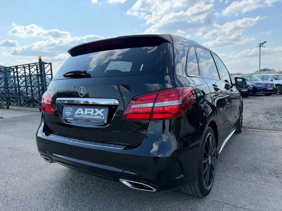 mercedes b200d automatik amg °navi°kamera°panorama°alcantara°nije uvoz - slika 6
